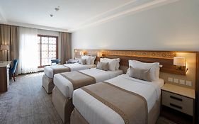 Bosphorus Hotel Waqf Safi